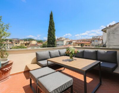 100 SQM LUXURY OVERLOOKING THE ARNO